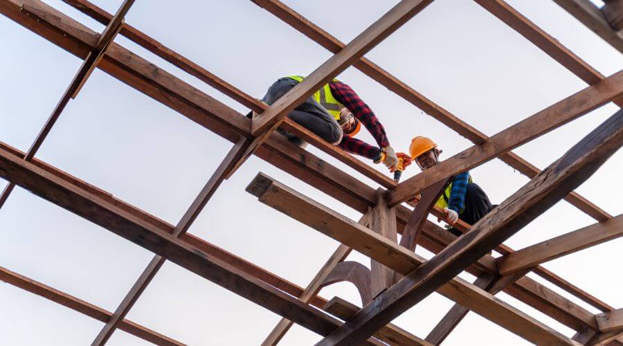 Expert Emergency Roof Repairs services in East Liverpool, OH